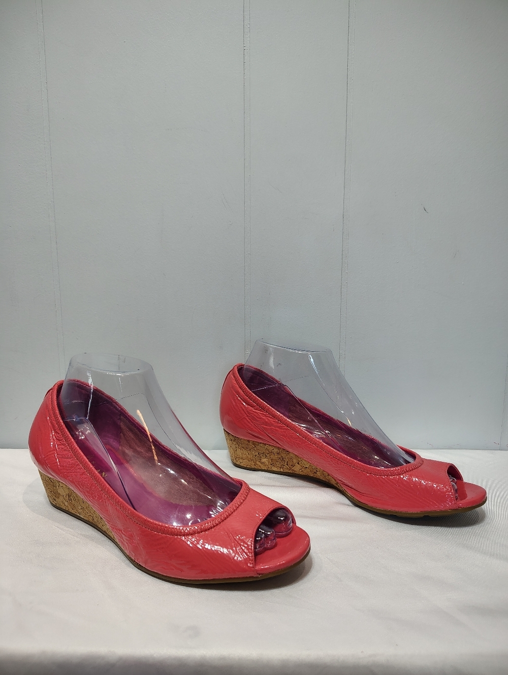 Cole Haan Air Tali OT Wedge Shoe Coral Pink size 7 1/2 Patent Leather Office - Picture 8 of 8